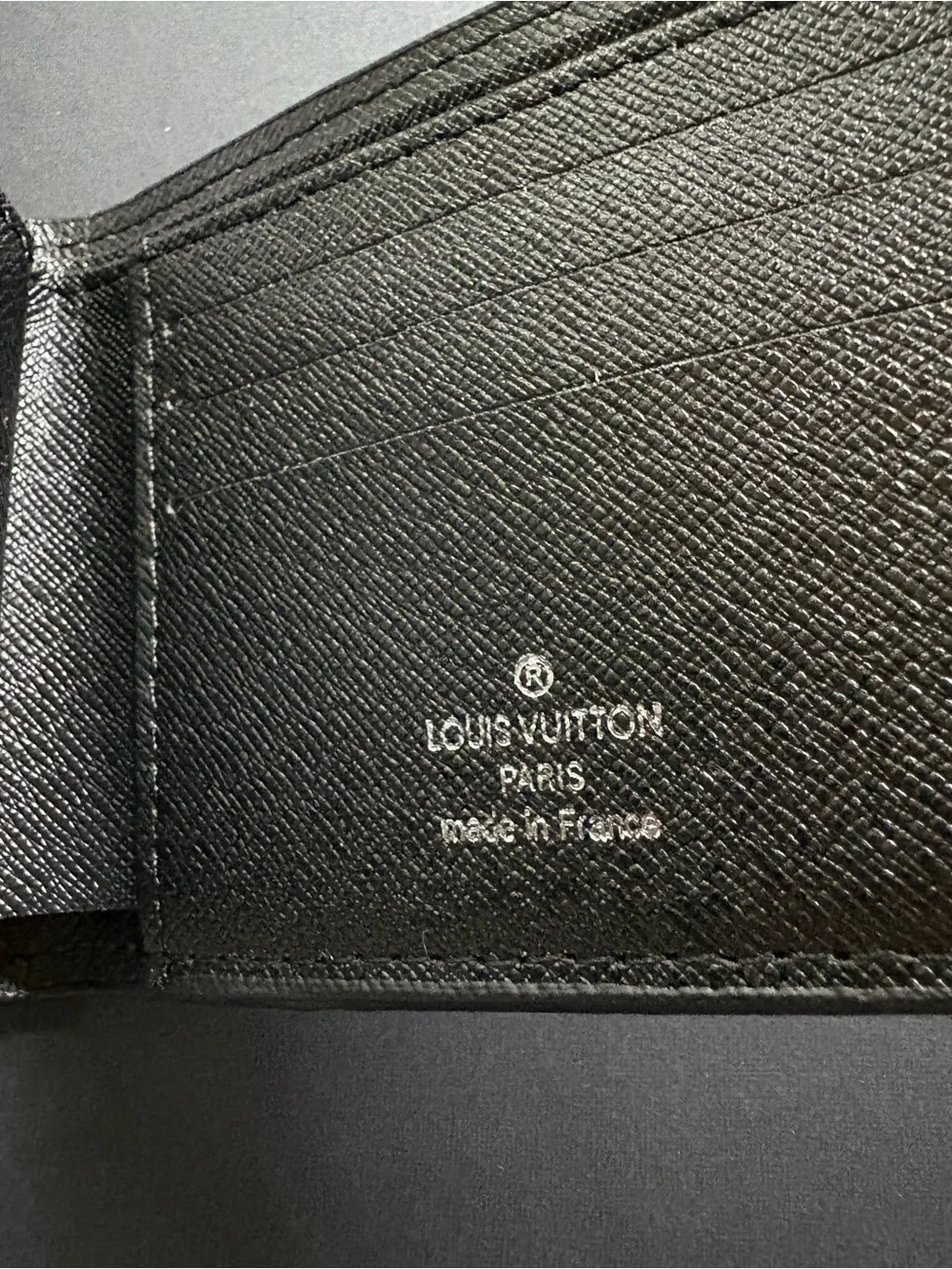 Fashion Men’s Bifold Wallet Black Gray Multi Print